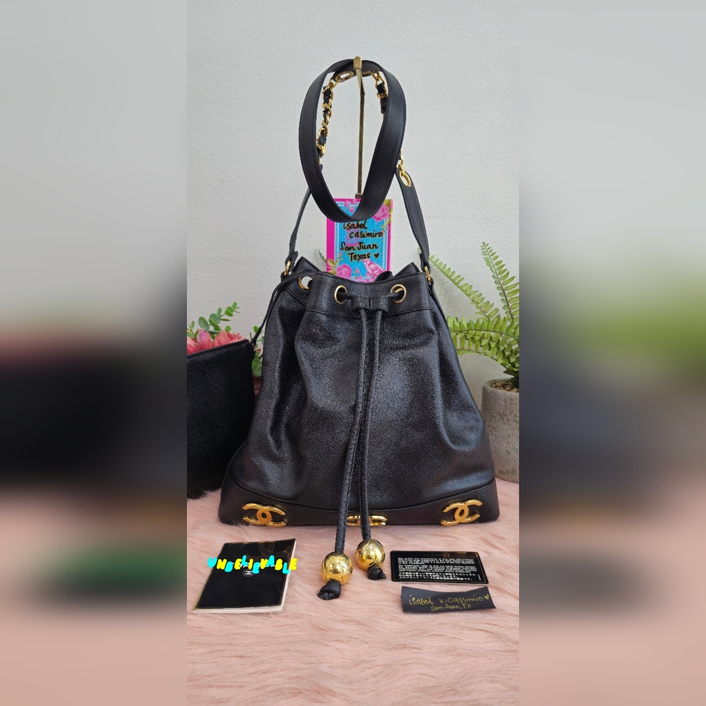RARE VINTAGE CHANEL TRIPLE CC BLACK CAVIAR BUCKET BAG